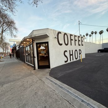 Creme Coffee Shop - Coffee & Tea Near Me - Pomona, California Creme Coffee Shop - Coffee & Tea Near Me - Pomona, California