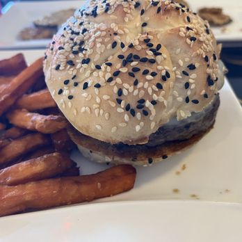 Rum Runners Cafe - Burgers Near Me - Kettering, Ohio