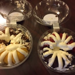 4 Flavors....lemon, carrot, chocolate and red velvet. 4 Flavors....lemon, carrot, chocolate and red velvet.