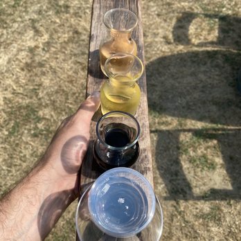 Greenvale Vineyards - Wine flight - Wineries Near Me - Portsmouth, Rhode Island