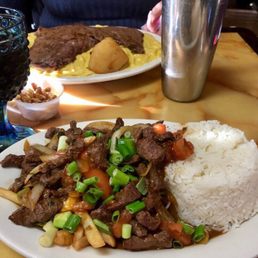 Lomo Saltado