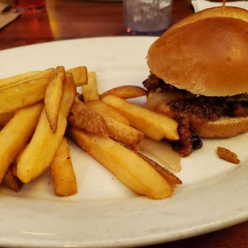 Parker's on Fall - Jam Session - Burgers Near Me - Seneca Falls, New York Parker's on Fall - Jam Session - Burgers Near Me - Seneca Falls, New York