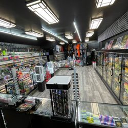 GQ Smoke And Gift Shop