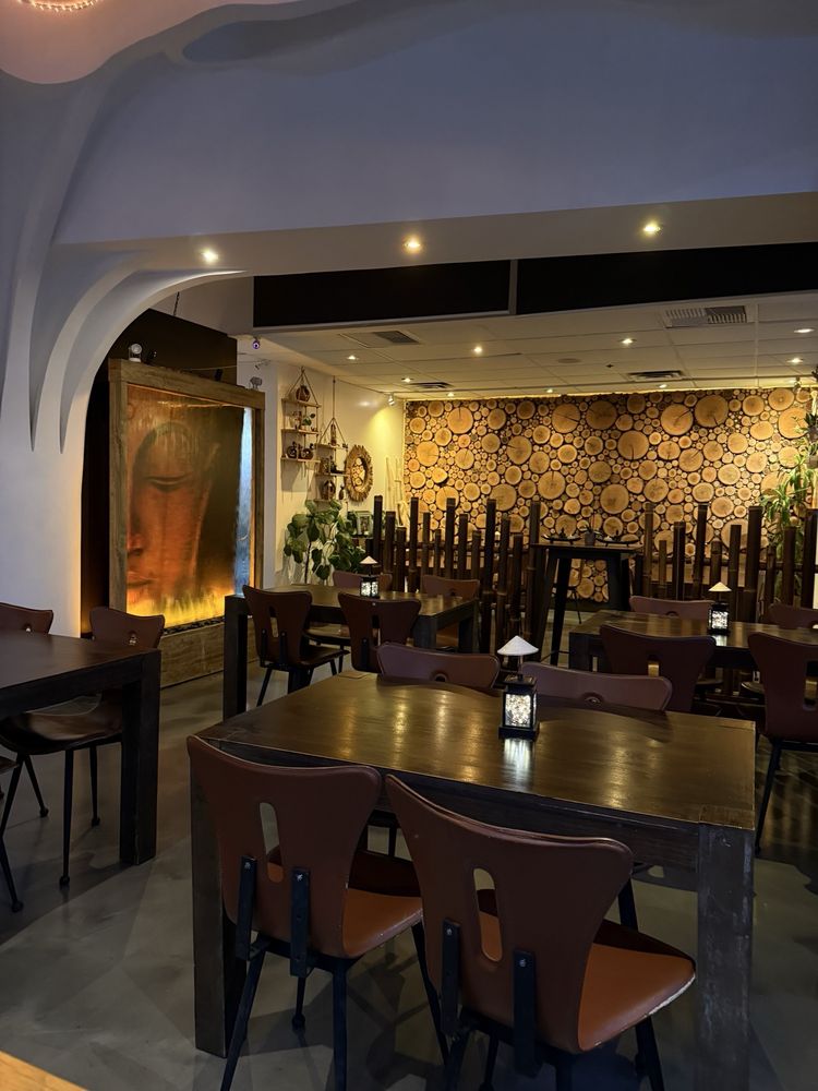 Hoi An 1608 Vietnamese Restaurant