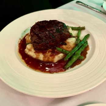 Cava - 8oz Filet Mignon - Italian Near Me - Southington, Connecticut