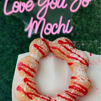 The Mochi Donut Shop - Outer Sunset - Funnel Cake donut | IG: @nomwithelaine - Donuts Near Me - San Francisco, California The Mochi Donut Shop - Outer Sunset - Funnel Cake donut | IG: @nomwithelaine - Donuts Near Me - San Francisco, California