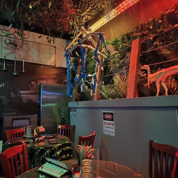 Allusion Cocktail Bar (Powers)