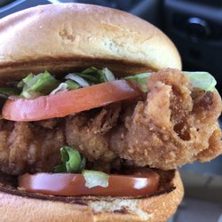 McDonald's - Deluxe chicken sandwich