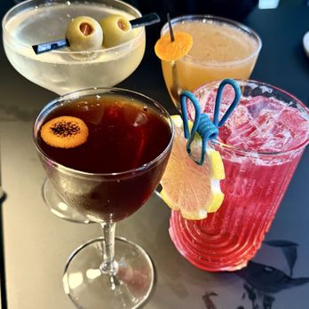 Jackson House - Cocktails from top left; Especially Dirty Martini, the Hornet, Pink 'Groni Club, and Manhattan - Whiskey Bars Near Me - Woodinville, Washington