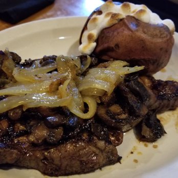 Texas Roadhouse - Steakhouses Near Me - Sandy, Utah