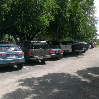 Harmon's Barbecue - Packed wall to wall at 11 a.m. - Barbeque Near Me - Cibolo, Texas Harmon's Barbecue - Packed wall to wall at 11 a.m. - Barbeque Near Me - Cibolo, Texas
