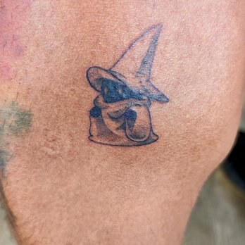 Do. Art Ink Studio - Husband got a black mage (got some shine from the windows). I was surprised how quickly Jun completed it. Very satisfied - Tattoo Near Me - Alhambra, California