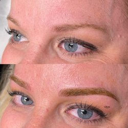 Microblading una técnica de cejas hiperrealista.