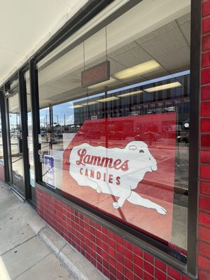 Lammes Candies at Airport Blvd by null