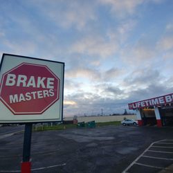 Brake Masters - Love that they're open early. I can drop off before work.