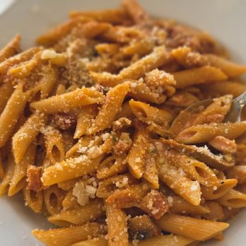 Miraggio Italian Grill - Penne a la Gigi - Italian Near Me - Pompano Beach, Florida Miraggio Italian Grill - Penne a la Gigi - Italian Near Me - Pompano Beach, Florida