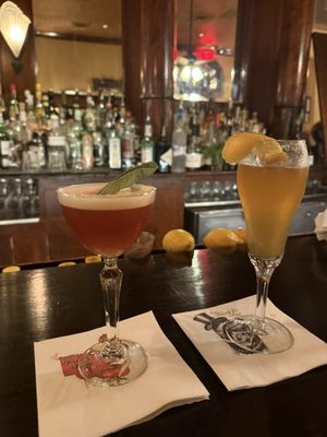 French 75 Bar by null