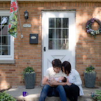 Grace Creatives - Porch Portraits - Event Photography Near Me