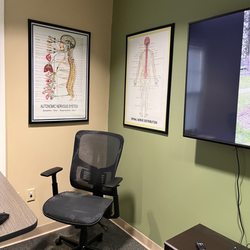 Spine by Design - Rocky Hill - Viewing room for your X-rays.
