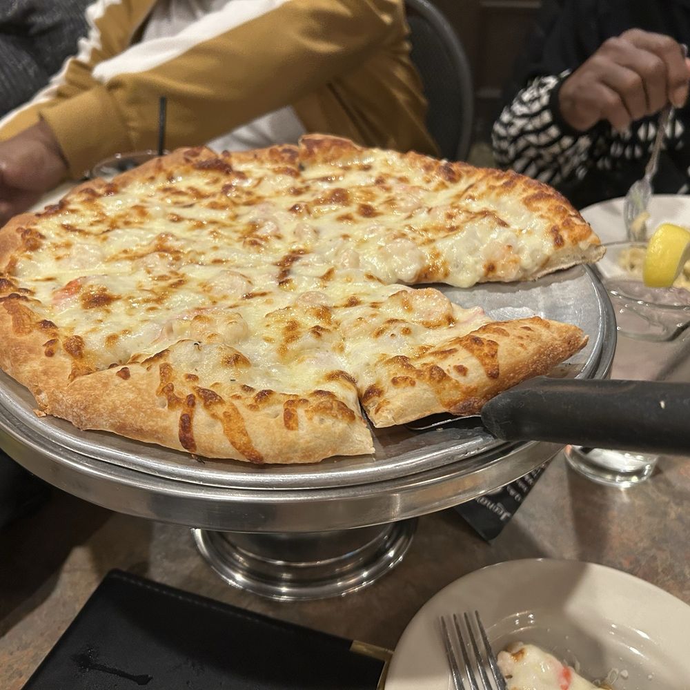 Leonardo's Italian Grille - Seafood Pizza - Pizza Near Me - Romulus, Michigan Leonardo's Italian Grille - Seafood Pizza - Pizza Near Me - Romulus, Michigan
