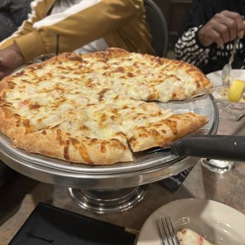 Leonardo's Italian Grille - Seafood Pizza - Pizza Near Me - Romulus, Michigan Leonardo's Italian Grille - Seafood Pizza - Pizza Near Me - Romulus, Michigan