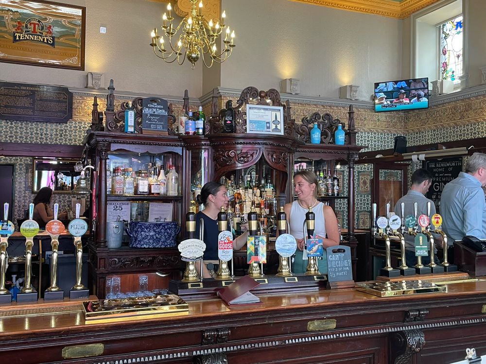 THE KENILWORTH Updated September 2024 39 Photos & 34 Reviews 152