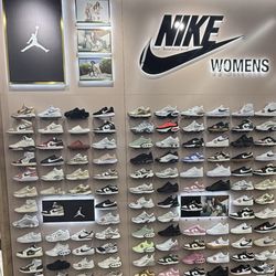 Shoe Palace