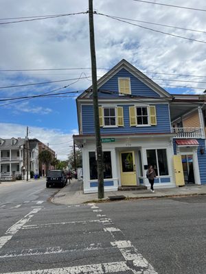 Caviar & Bananas - Gourmet Market & Cafe by null