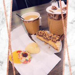 Libby's Italian Pastry Shop - Desserts and coffee