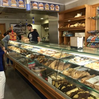 Central Pastelaria - Bakeries Near Me - Angra do Heroísmo, 20 Central Pastelaria - Bakeries Near Me - Angra do Heroísmo, 20