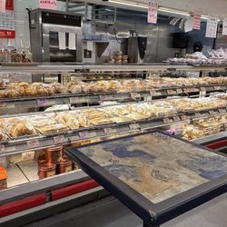 Deluxe Food Market - Bakery Dept