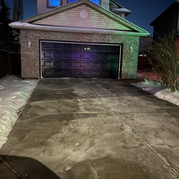 K9 Cleanup - Driveway after our service - Pet Services Near Me