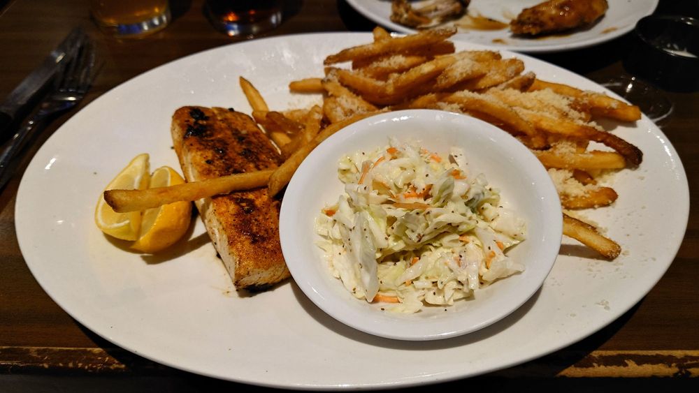 Duffy's Sports Grill Image