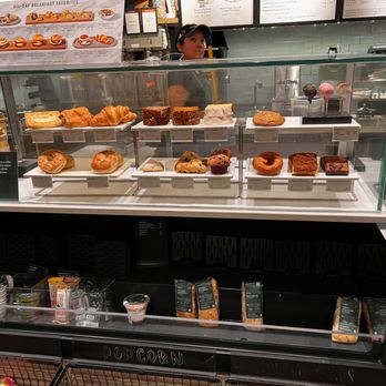 Starbucks - Coffee & Tea Near Me - Los Angeles, California Starbucks - Coffee & Tea Near Me - Los Angeles, California