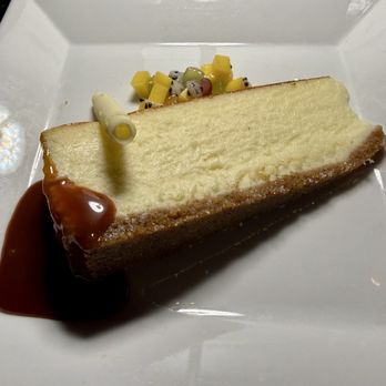 EVELYN - Lounges Near Me - Dallas, Texas