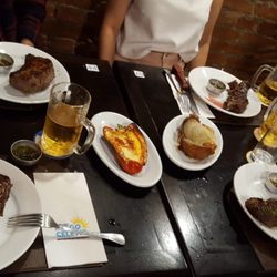 Parrillada Fuego Celeste - Bife Chorizo, Bife Ancho, Tira, Pimentao, Cebola