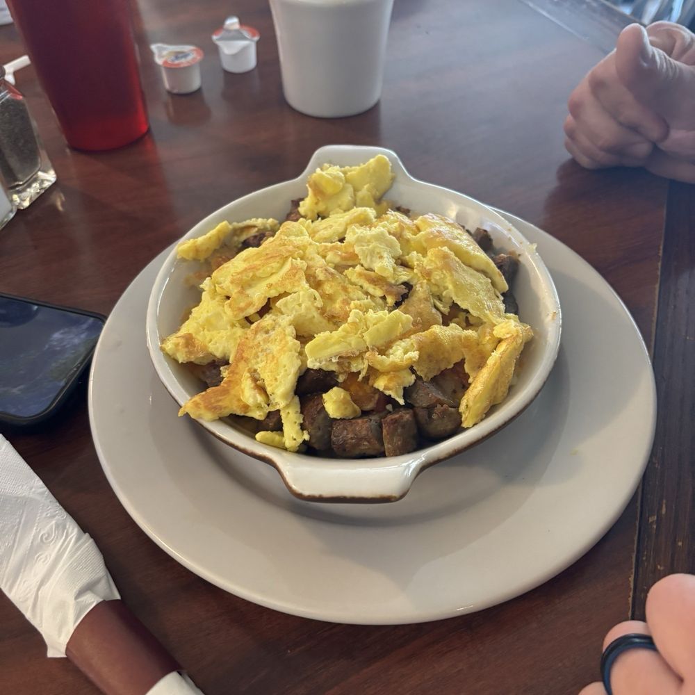 L.A. Pete's - Brooklyn Heights deep dish - Breakfast & Brunch Near Me - Independence, Ohio L.A. Pete's - Brooklyn Heights deep dish - Breakfast & Brunch Near Me - Independence, Ohio