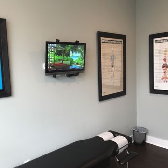 Primero Spine and Joint - Waiting room - Chiropractors Near Me - Jacksonville, Florida