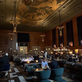 Stock & Bond - Ambiance - Steakhouses Near Me - Minneapolis, Minnesota