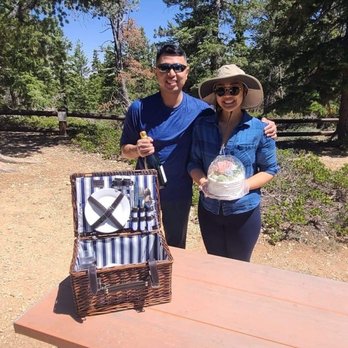 TravelChic World - Bryce Canyon with surprise picnic - Travel Services Near Me TravelChic World - Bryce Canyon with surprise picnic - Travel Services Near Me
