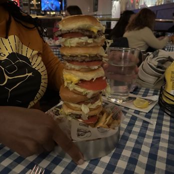 Bill's Bar & Burger - Burgers Near Me - New York, New York Bill's Bar & Burger - Burgers Near Me - New York, New York