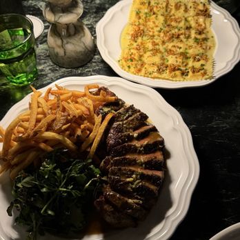 À L'ouest - Steak Frites and Ravioles - French Near Me - San Diego, California À L'ouest - Steak Frites and Ravioles - French Near Me - San Diego, California