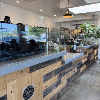 Badfish Coffee & Tea - Waiting for my drink and food - Coffee & Tea Near Me - Fair Oaks, California