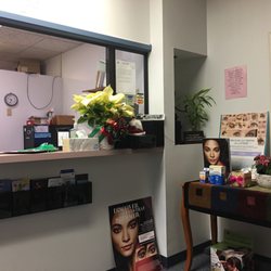 Aiea Vision Clinic - Waiting room