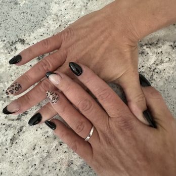 Queen Pearl Nails - acrylics with hand painted leopard print - Nail Salons Near Me - Gretna, Nebraska