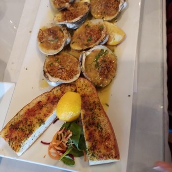 El Matador Restaurant - Clams - Spanish Near Me - East Patchogue, New York