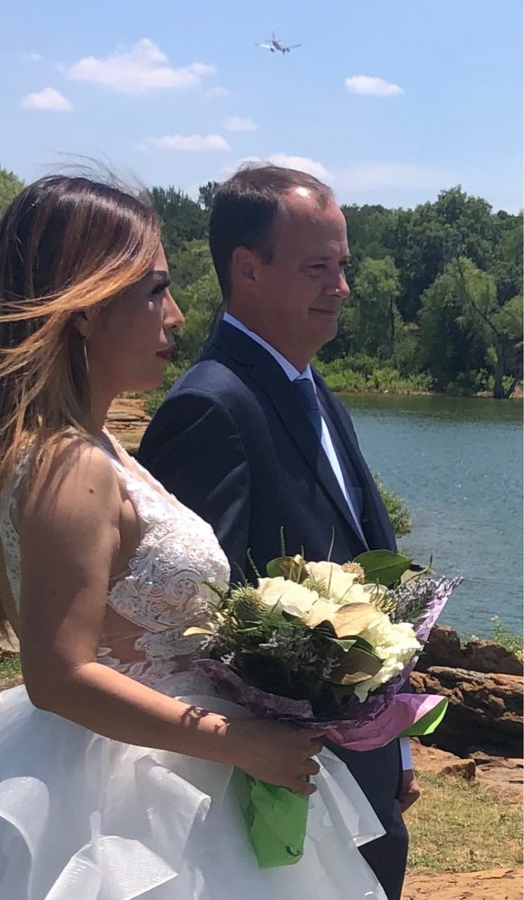 WINDSOR FLORIST Updated August 2024 23 Photos & 25 Reviews 201 W