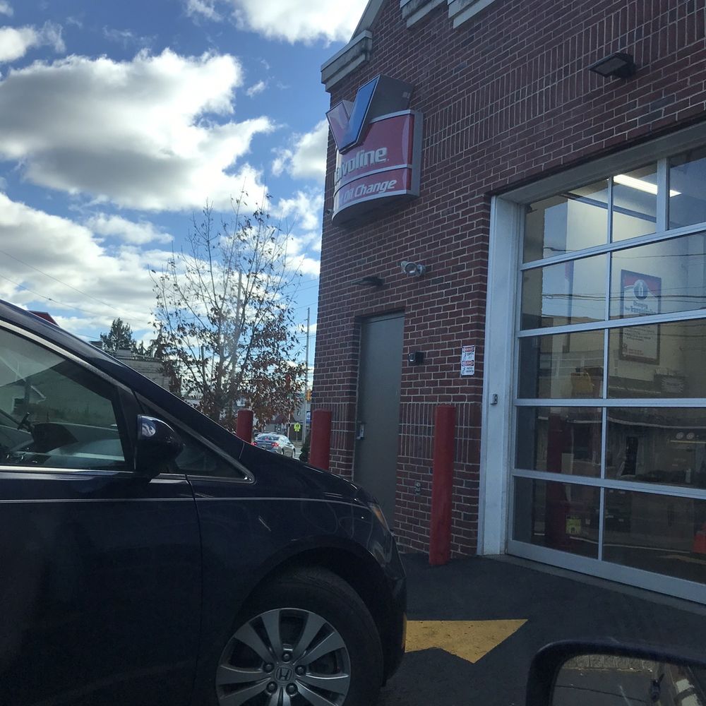 Valvoline Instant Oil Change - Oil Change Stations Near Me - Bound Brook, New Jersey Valvoline Instant Oil Change - Oil Change Stations Near Me - Bound Brook, New Jersey