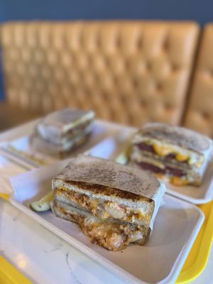 Grater Grilled Cheese by null