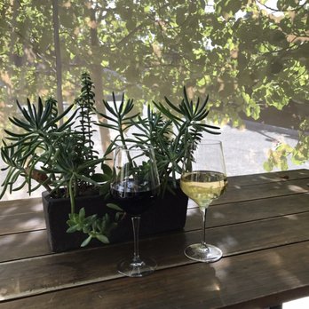 Johnston's Saltbox - So relaxing - New American Near Me - San Carlos, California